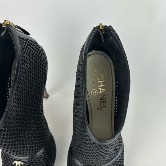 Chanel SS 2011 CC Open Toe Mesh Sandals Black Size 39.5 - Picture 3 of 11